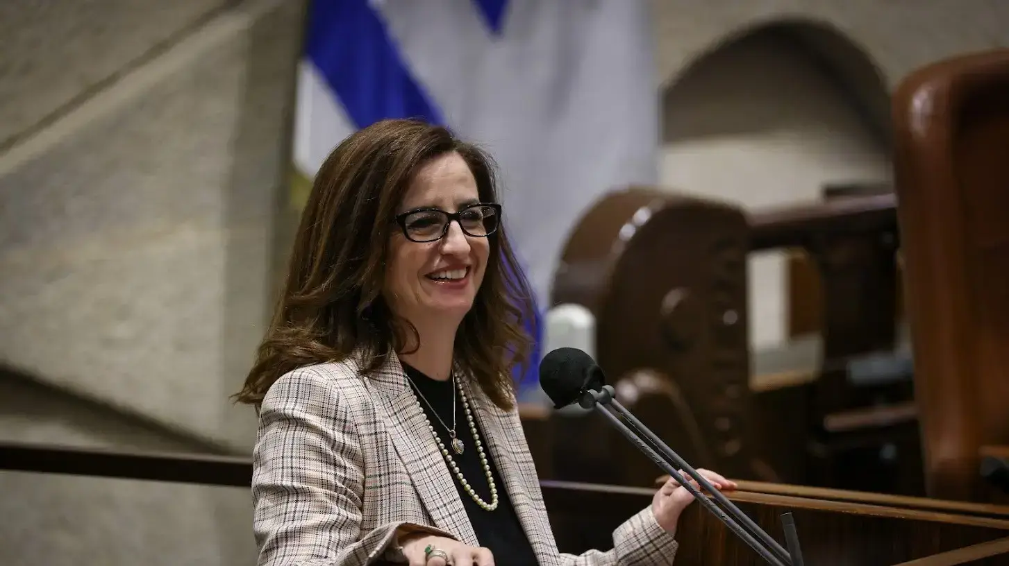ח"כ ג׳ידא רינאווי ממרצ במהלך נאומה במליאת הכנסת ח"כ ג׳ידא רינאווי ממרצ במהלך נאומה במליאת הכנסת