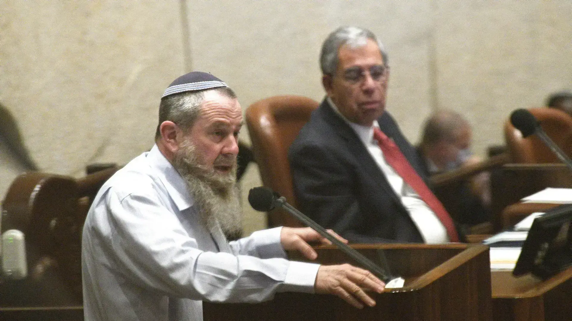אבי מעוז,מיקי לוי
