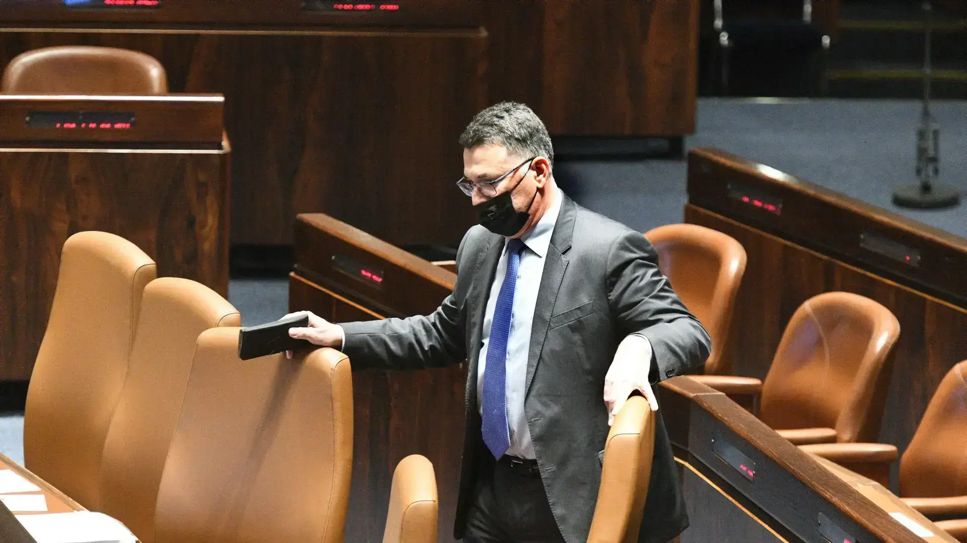 גדעון סער גדעון סער