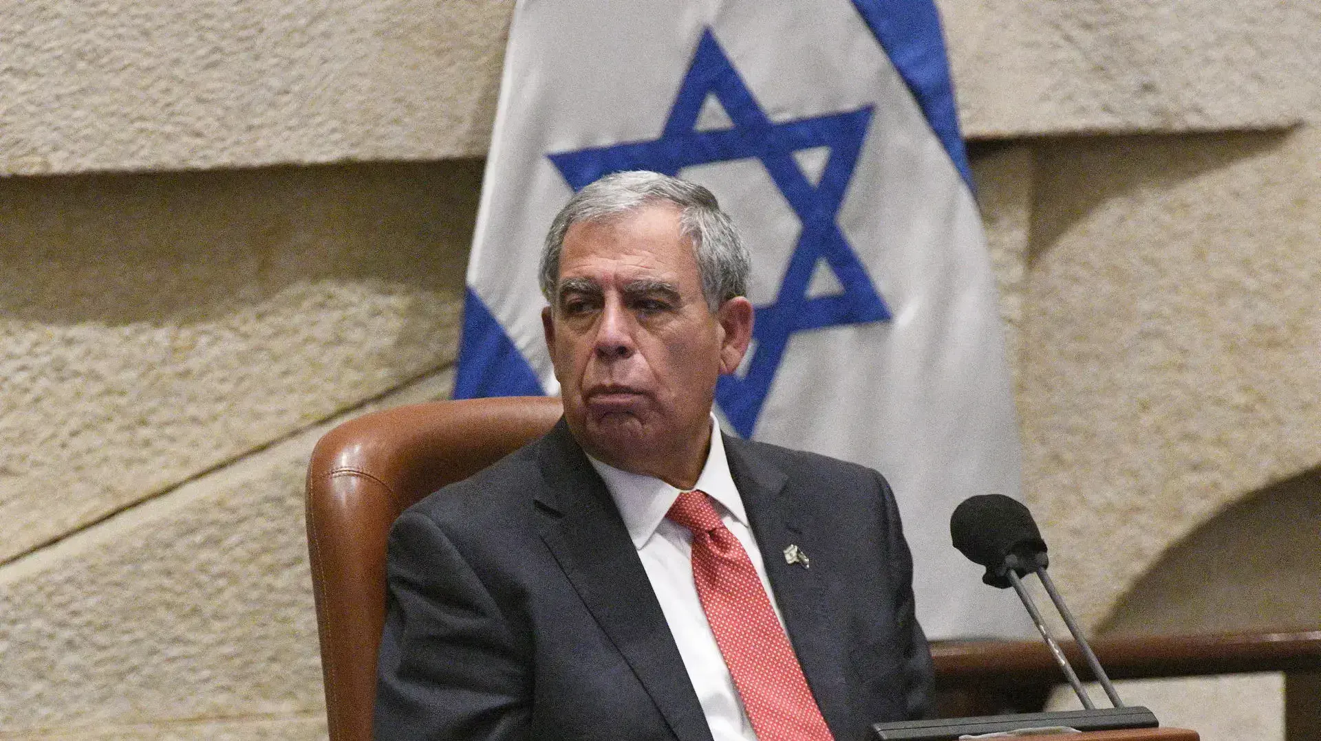 מיקי לוי