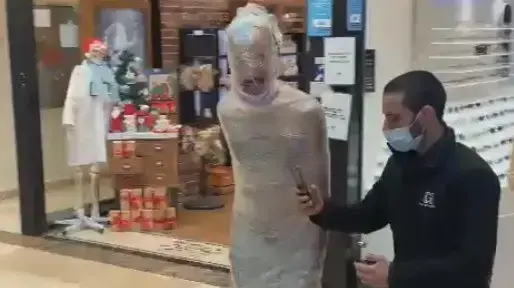 מחאת מתנגדי החיסונים בקניון מלחה 