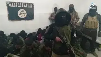 לוחמי דאעש אחרי פריצה לבית כלא במחוז חסכה, סוריה, ינואר 2022 לוחמי דאעש אחרי פריצה לבית כלא במחוז חסכה, סוריה, ינואר 2022