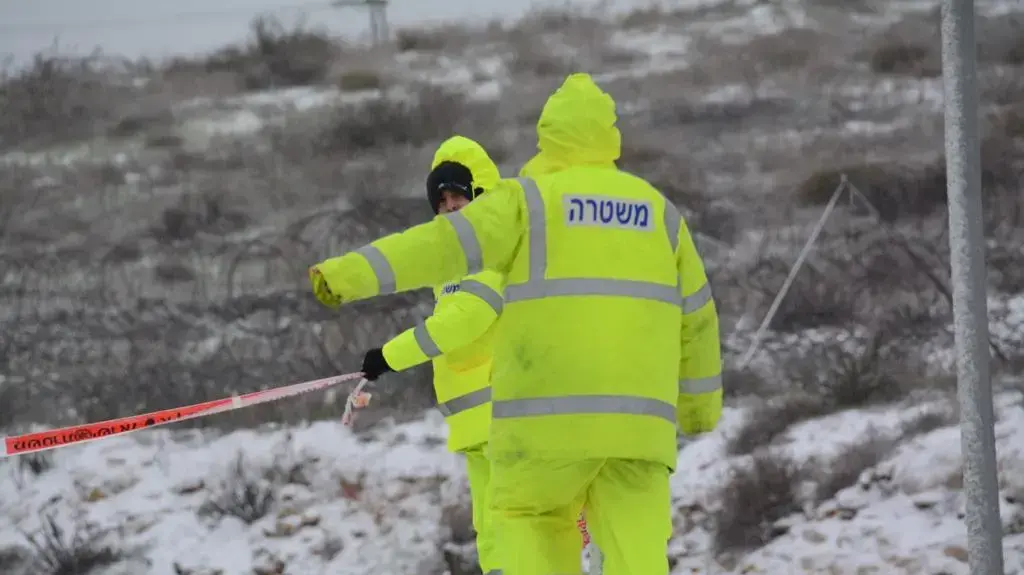 היערכות המשטרה בירושלים
לקרת מזג האוויר הסווער 25 בינואר 2022 היערכות המשטרה בירושלים
לקרת מזג האוויר הסווער 25 בינואר 2022