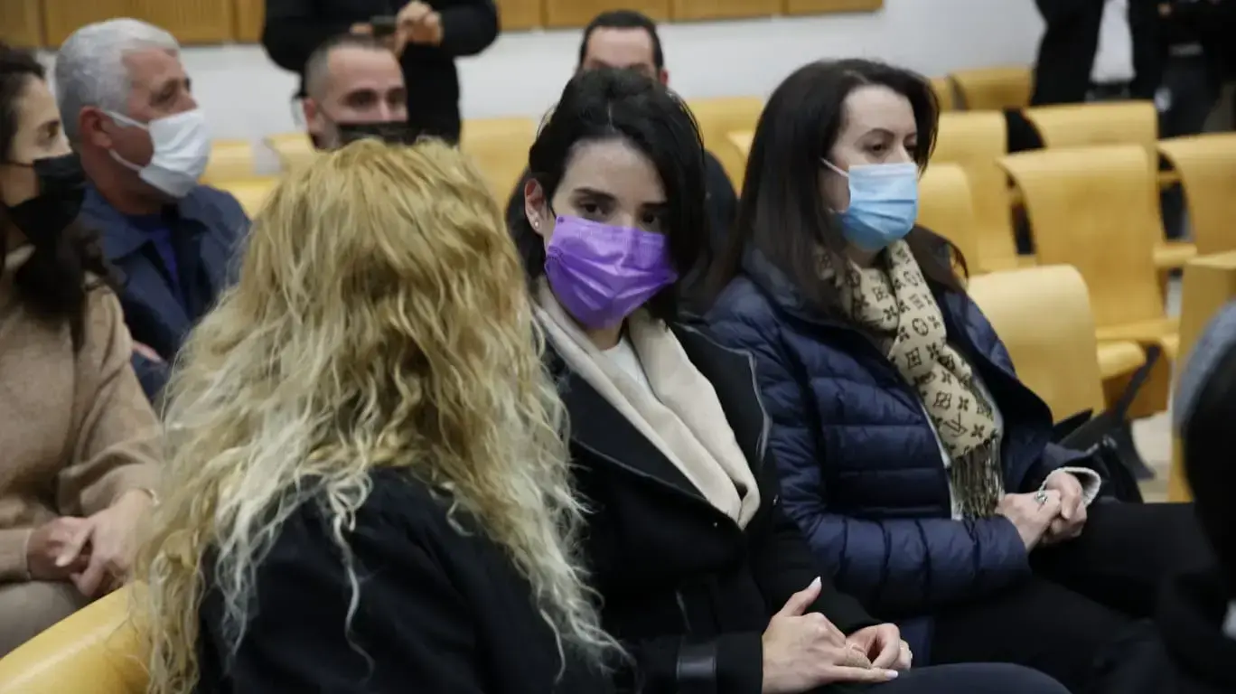 שירה איסקוב במהלך גזר הדין של אביעד משה בגין ניסיון רצח של בת זוג וחבלה חמורה בנסיבות מחמירות המחוזי, ב"ש
27 בינואר 2022 שירה איסקוב במהלך גזר הדין של אביעד משה בגין ניסיון רצח של בת זוג וחבלה חמורה בנסיבות מחמירות המחוזי, ב"ש
27 בינואר 2022