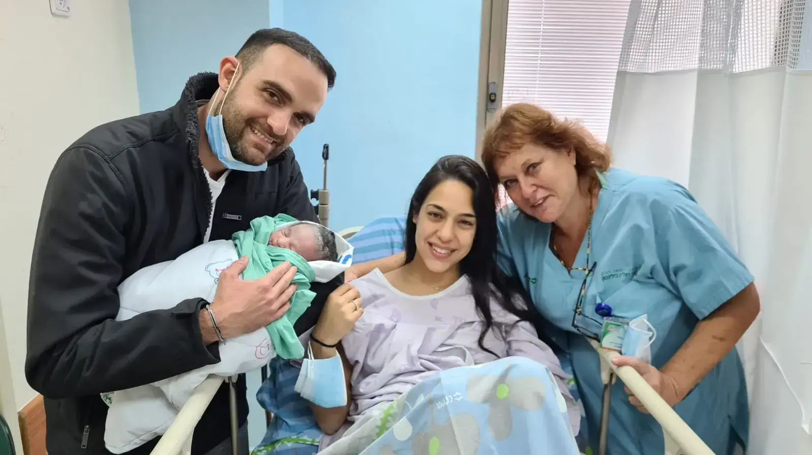 בנם של דין וליאת נולד ב2.2.22 בנם של דין וליאת נולד ב2.2.22