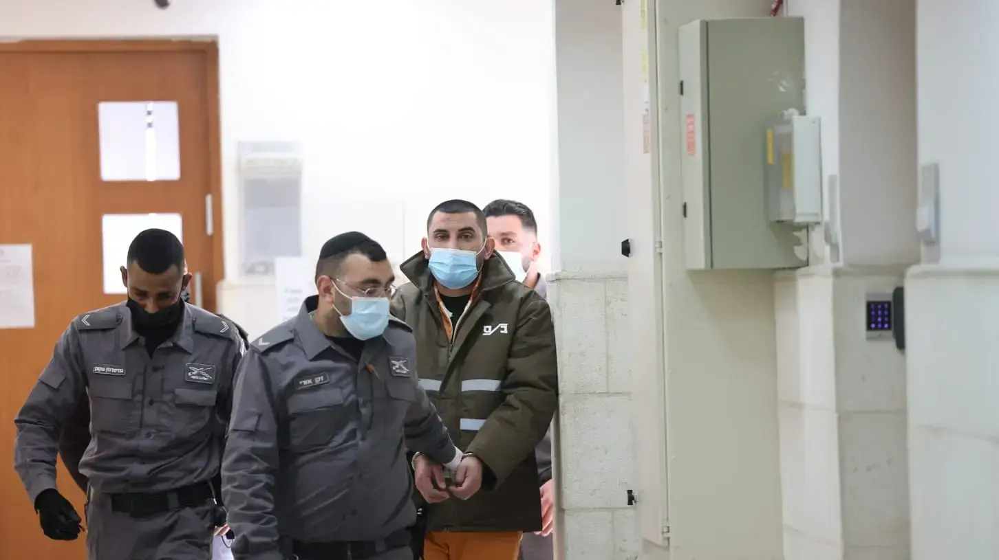 גז"ד עלי אדקידק , נאשם בעבירות של שוד וחבלה חמורה של השף שלום קדוש, בימ"ש מחוזי ירושלים גז"ד עלי אדקידק , נאשם בעבירות של שוד וחבלה חמורה של השף שלום קדוש, בימ"ש מחוזי ירושלים