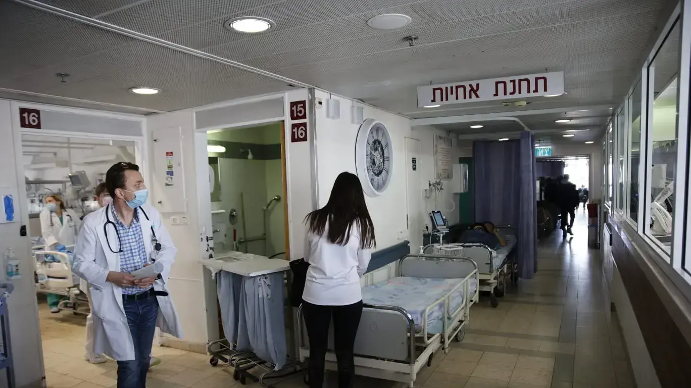 מחלקה פנימית ומחלקת קורונה, בי"ח ברזילי, 7 בפברואר 2022 מחלקה פנימית ומחלקת קורונה, בי"ח ברזילי, 7 בפברואר 2022