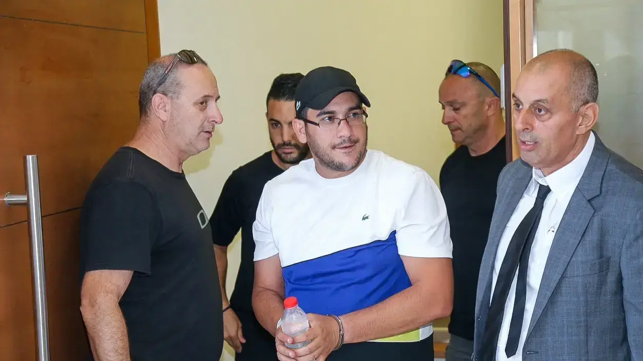 אופיר לביא אופיר לביא