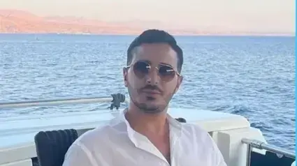סיימון לבייב "נוכל הטינדר" סיימון לבייב "נוכל הטינדר"