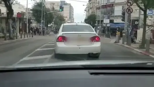נהג שביצע עבירות תנועה חמורות ומסכנות חיים בבני ברק 11.02.22 נהג שביצע עבירות תנועה חמורות ומסכנות חיים בבני ברק 11.02.22