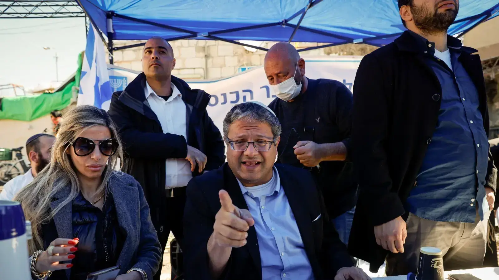 עימותים בפתיחת הלשכה של בן גביר בשייח ג'ראח עימותים בפתיחת הלשכה של בן גביר בשייח ג'ראח