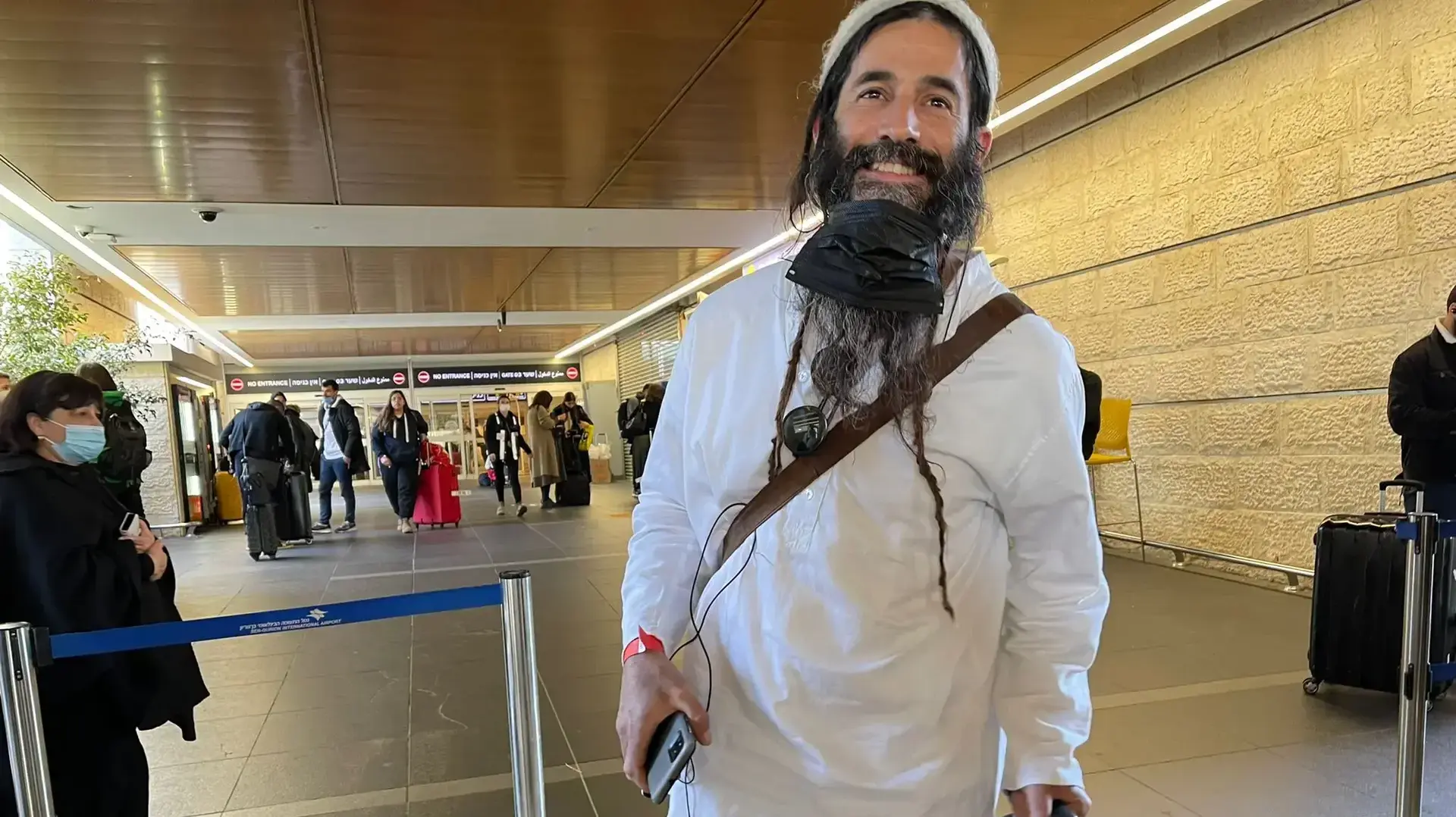 עומר קדמי בן 40 מפרדס חנה חזר בטיסה מקייב עומר קדמי בן 40 מפרדס חנה חזר בטיסה מקייב
