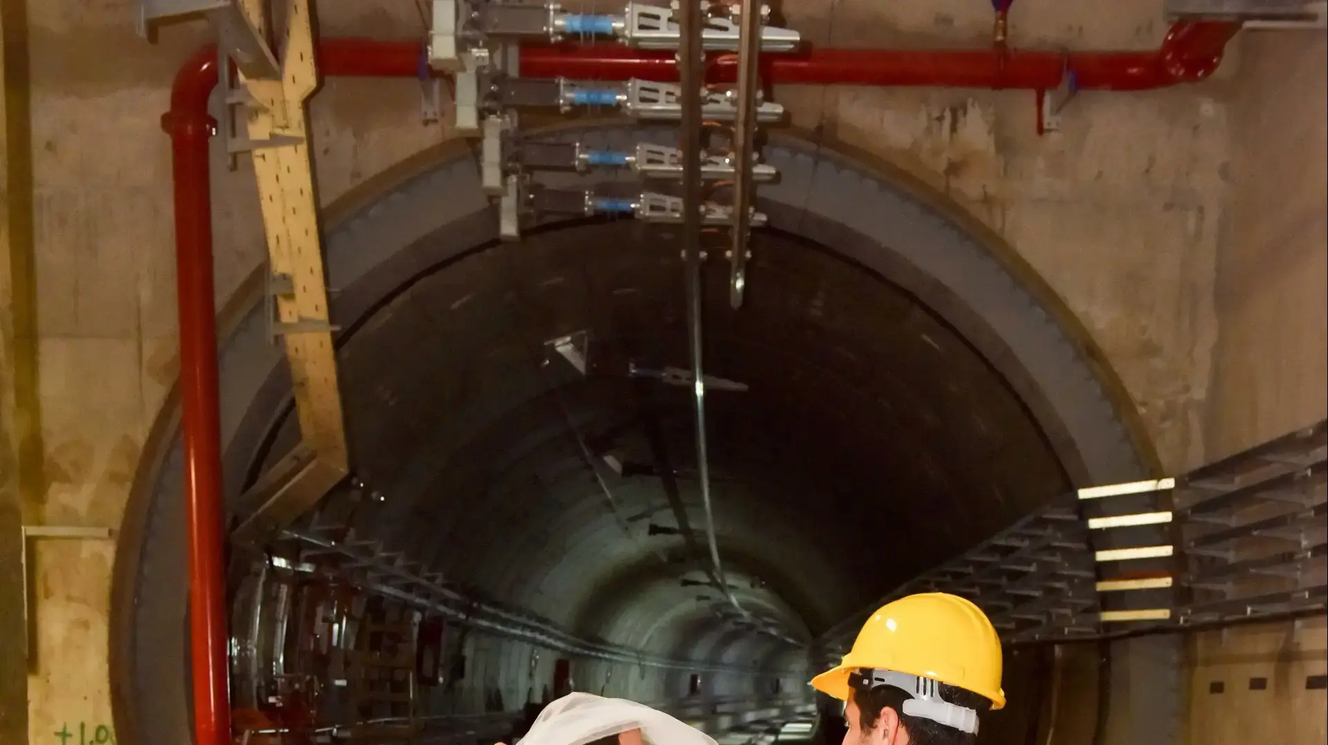 עיריית תל אביב חוגגת את יום האהבה בתחנת אלנבי של הרכבת הקלה עיריית תל אביב חוגגת את יום האהבה בתחנת אלנבי של הרכבת הקלה