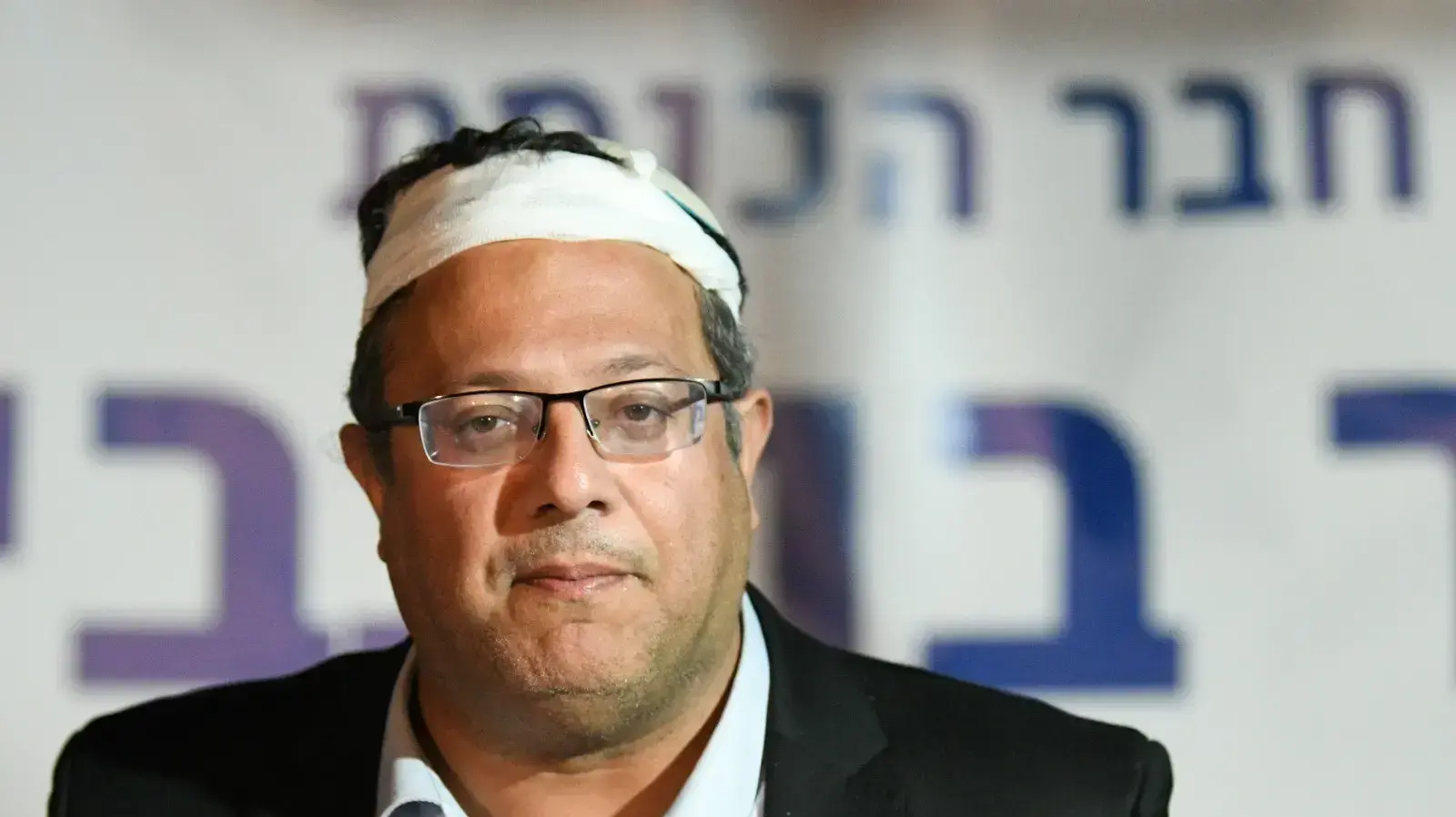 איתמר בן גביר בהצהרה לתקשורת מלשכתו הזמנית בשייח ג'ראח 14 בפברואר 2022 איתמר בן גביר בהצהרה לתקשורת מלשכתו הזמנית בשייח ג'ראח 14 בפברואר 2022