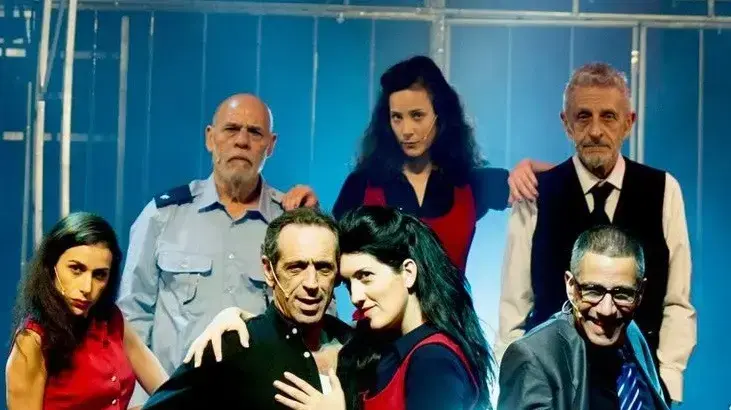 גיל פרנק במחזמר "האופנובנק" של התיאטרון העברי גיל פרנק במחזמר "האופנובנק" של התיאטרון העברי