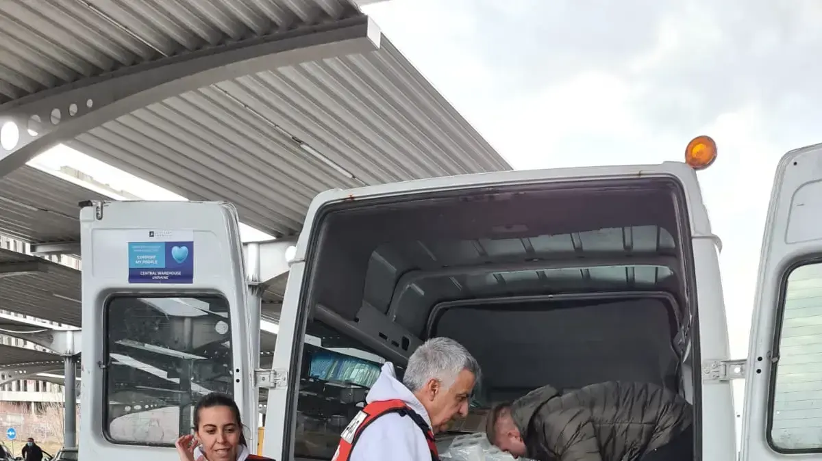 סניף עמותת "יד עזר לחבר" בעיר לבוב שבאוקראינה, בזמן הלחימה עם רוסיה, 25 בפברואר 2022 סניף עמותת "יד עזר לחבר" בעיר לבוב שבאוקראינה, בזמן הלחימה עם רוסיה, 25 בפברואר 2022