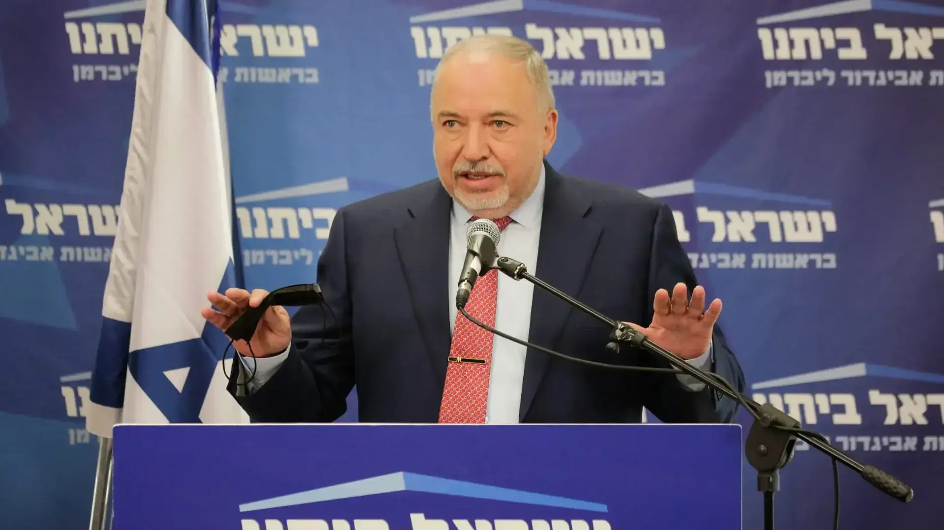 אביגדור ליברמן בישיבת סיעת ישראל ביתנו, 28 בפברואר 2022