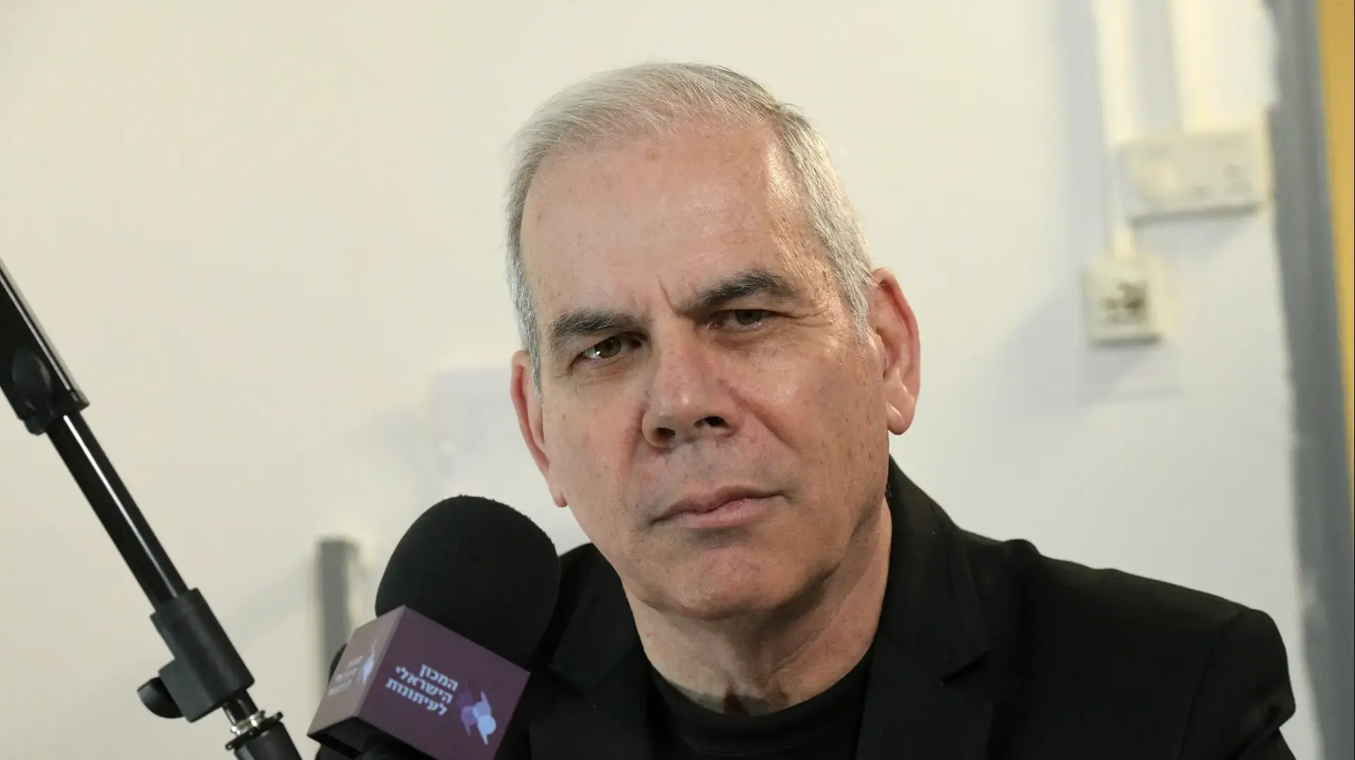 אורן נהרי אורן נהרי