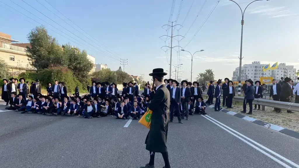 הפגנת חרדים נגד חוק הגיוס 8 במרץ 2022 הפגנת חרדים נגד חוק הגיוס 8 במרץ 2022