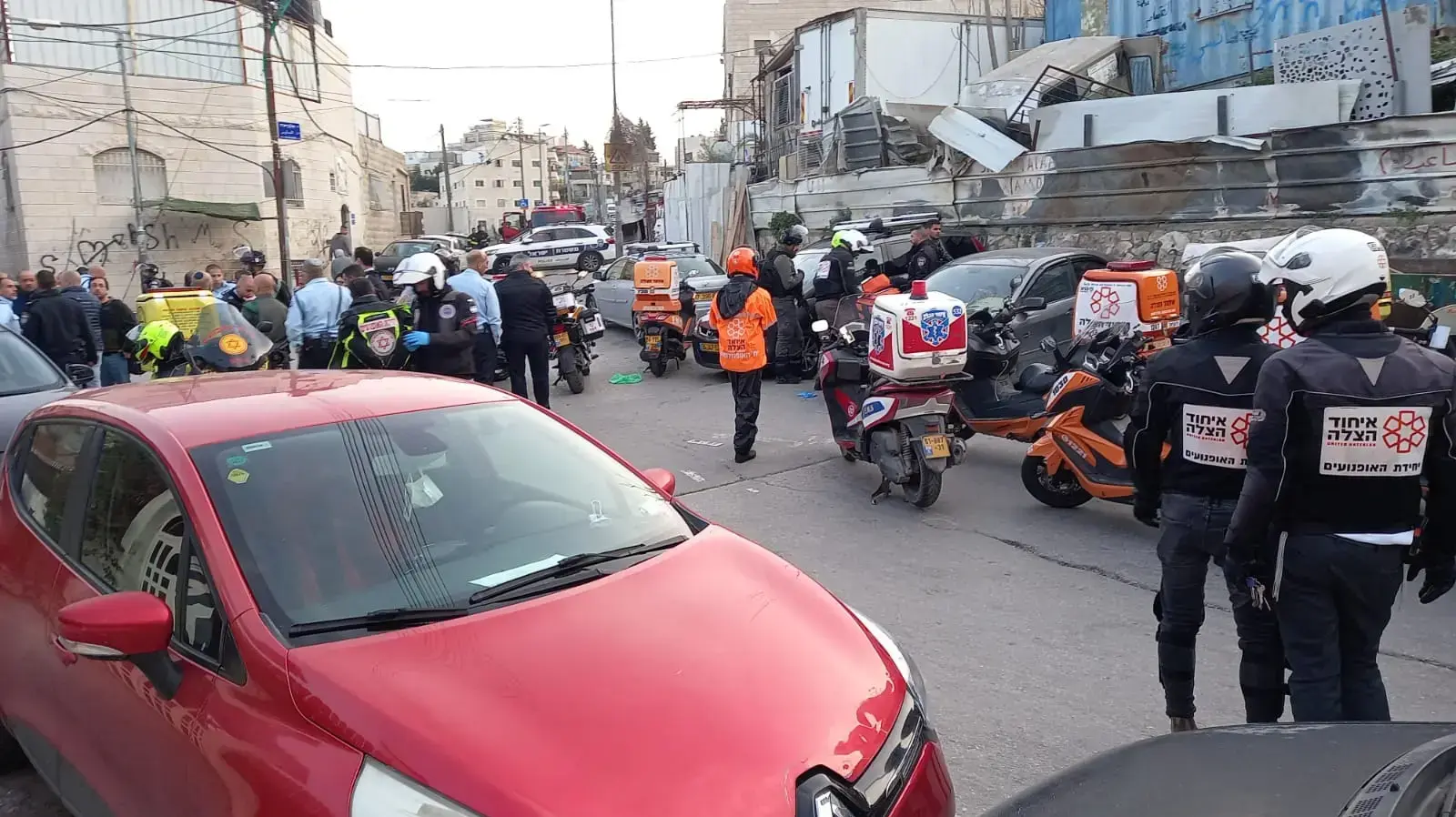 פיגוע דקירה בשער שכם בירושלים, שוטר נפצע קל 20 במרץ 2022 פיגוע דקירה בשער שכם בירושלים, שוטר נפצע קל 20 במרץ 2022