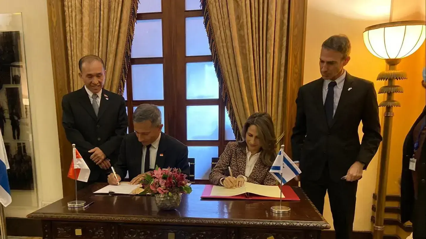 שרת החדשנות חתמה על הסכם שיתוף פעולה ראשון מסוגו בתחום הבינה המלאכותית עם סינגפור 21 במרץ 2022 שרת החדשנות חתמה על הסכם שיתוף פעולה ראשון מסוגו בתחום הבינה המלאכותית עם סינגפור 21 במרץ 2022