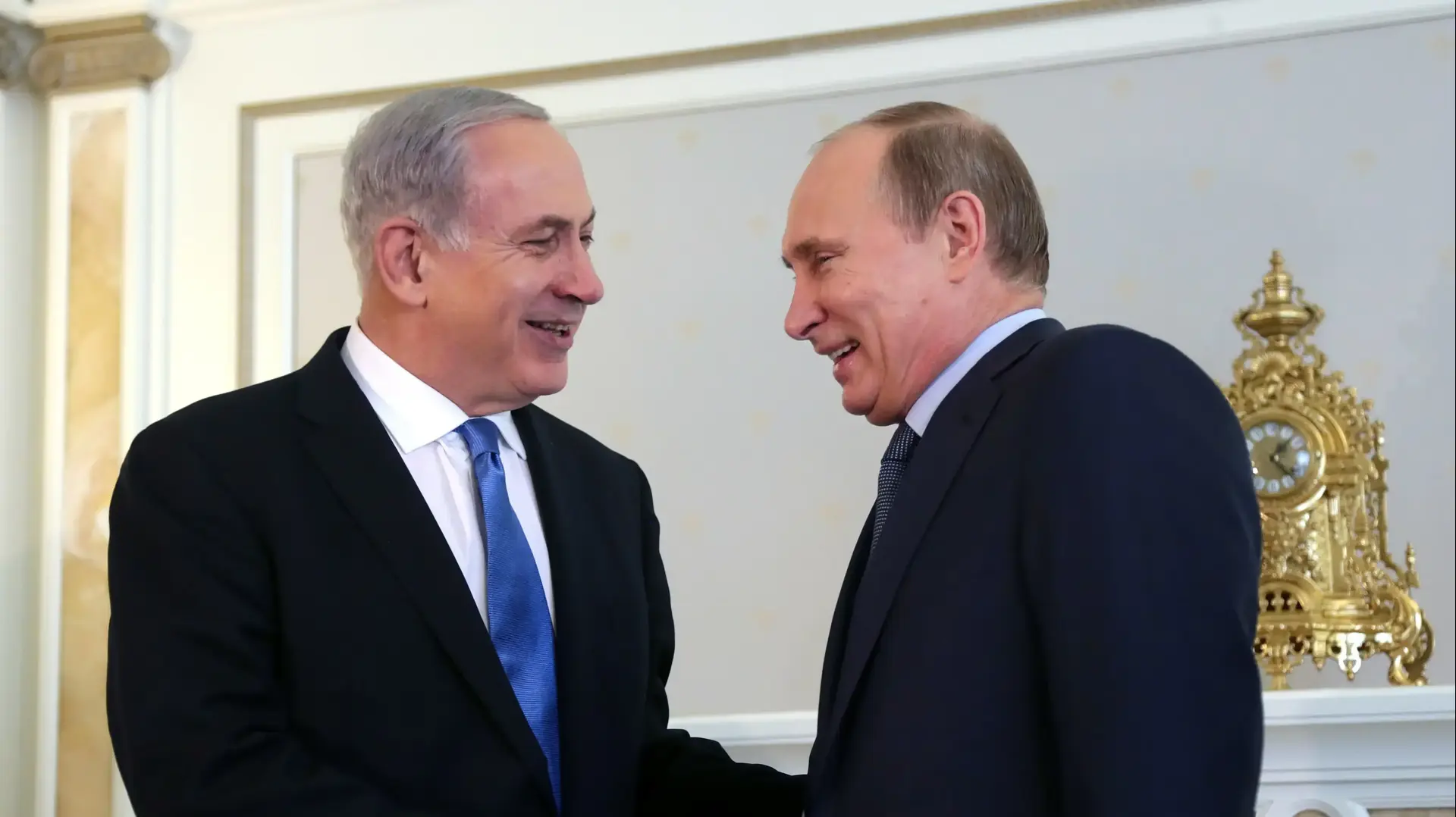 נשיא רוסיה ולדימיר פוטין נפגש עם ראש ממשלת ישראל בנימין נתניהו ברוסיה, ב-14 במאי 2013 נשיא רוסיה ולדימיר פוטין נפגש עם ראש ממשלת ישראל בנימין נתניהו ברוסיה, ב-14 במאי 2013