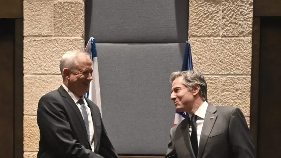 פגישתשר הביטחון בני גנץ ושר החוץ האמריקאי, אנתוני בלינקן. 27 במרץ 2022 פגישתשר הביטחון בני גנץ ושר החוץ האמריקאי, אנתוני בלינקן. 27 במרץ 2022