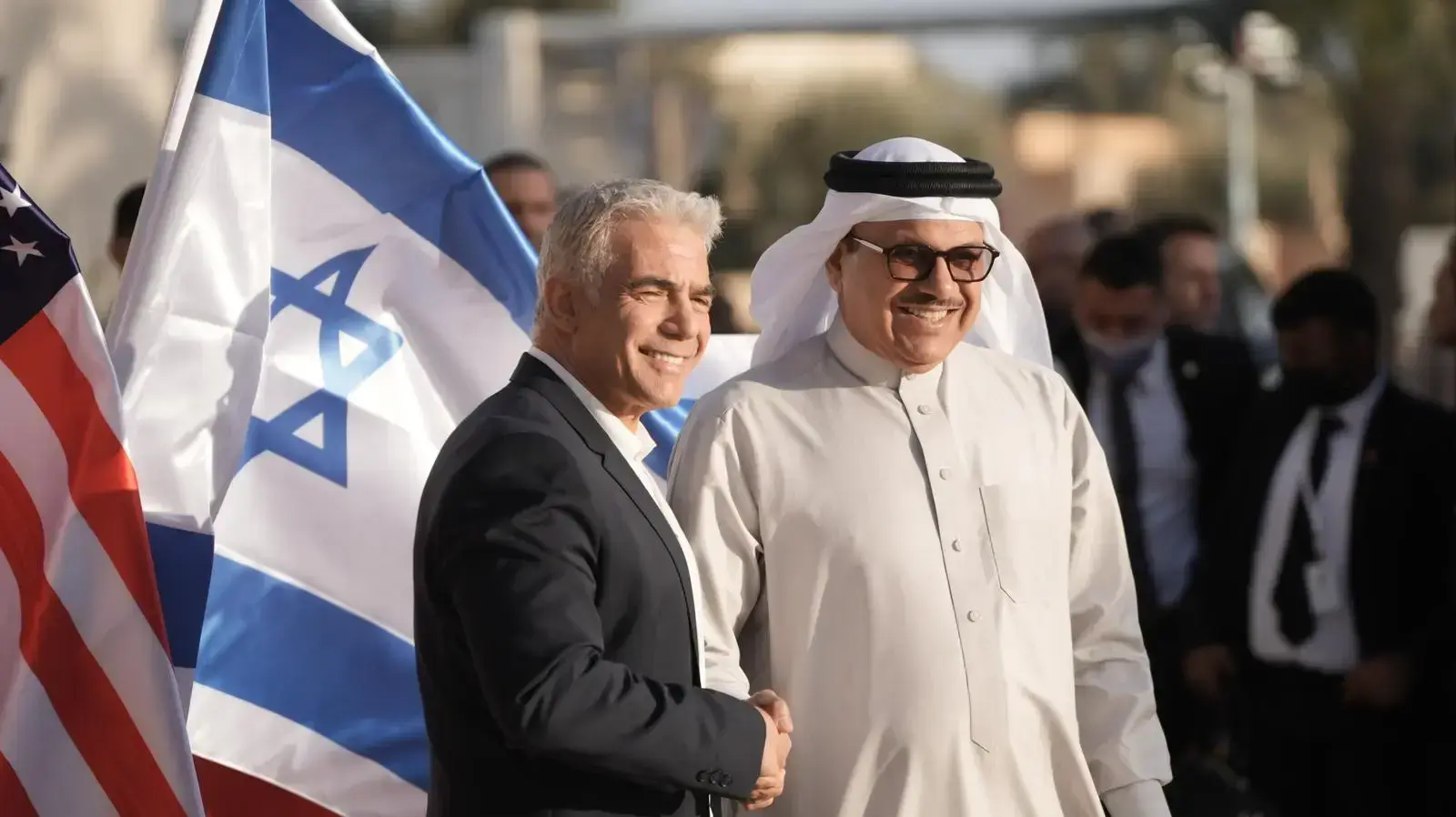 שר החוץ הבחרייני עבד אל-לטיף אל-זיאני נחת בישראל ועושה דרכו לשדה בוקר לפסגת הנגב 27 במרץ 2022 שר החוץ הבחרייני עבד אל-לטיף אל-זיאני נחת בישראל ועושה דרכו לשדה בוקר לפסגת הנגב 27 במרץ 2022