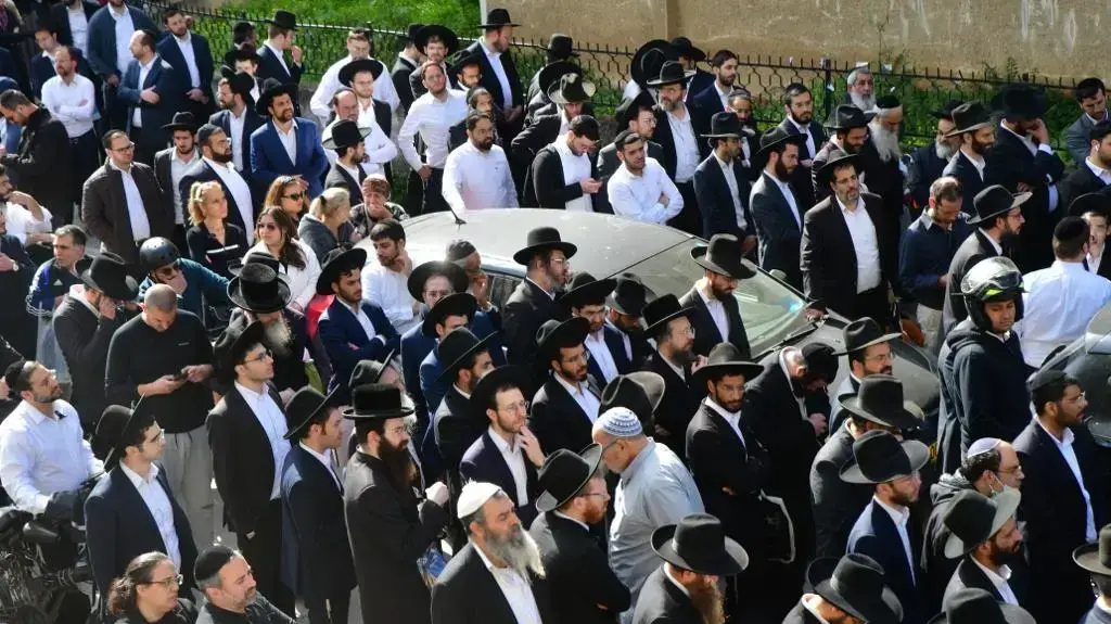 מסע הלוויתו של אבישי יחזקאל בבבני ברק 30 במרץ 2022 מסע הלוויתו של אבישי יחזקאל בבבני ברק 30 במרץ 2022
