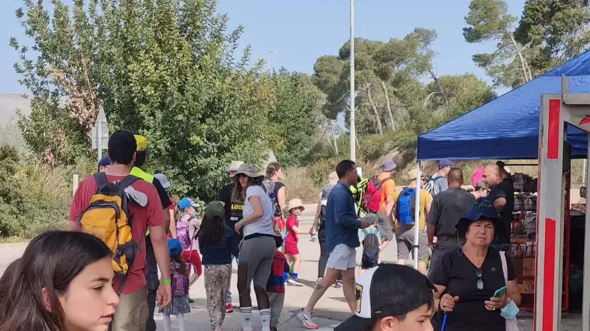 מאות השתתפו בצעדת חוף הכרמל, אירוע משפחות המתקיים מדי שנה, 2 באפריל 2022 מאות השתתפו בצעדת חוף הכרמל, אירוע משפחות המתקיים מדי שנה, 2 באפריל 2022