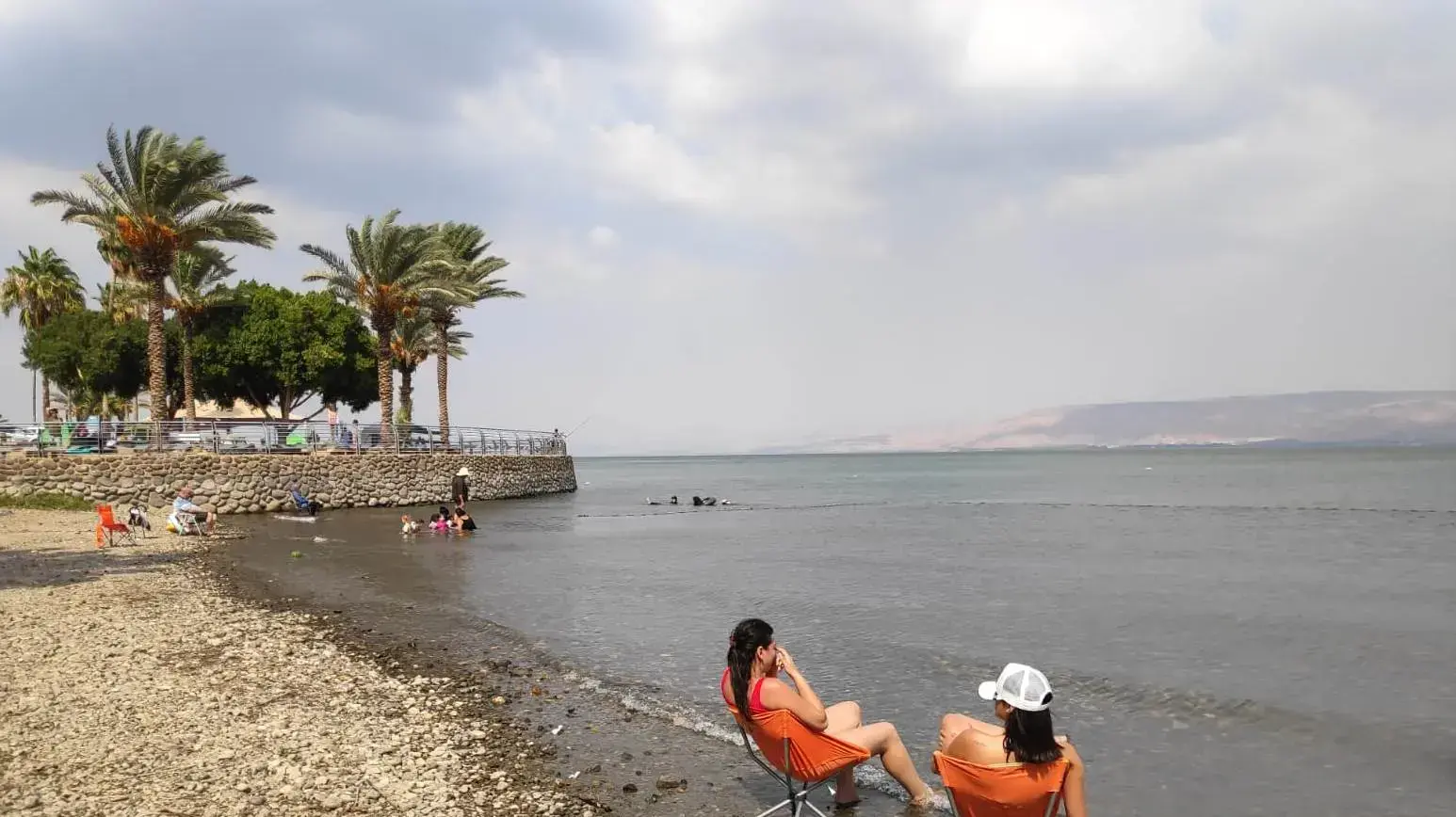 חוף צינברי בכינרת חוף צינברי בכינרת