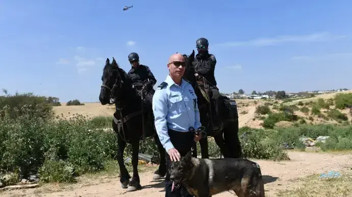 מפקד מרחב נגב במשטרה תנ"צ נחשון נגלר
15.04.22