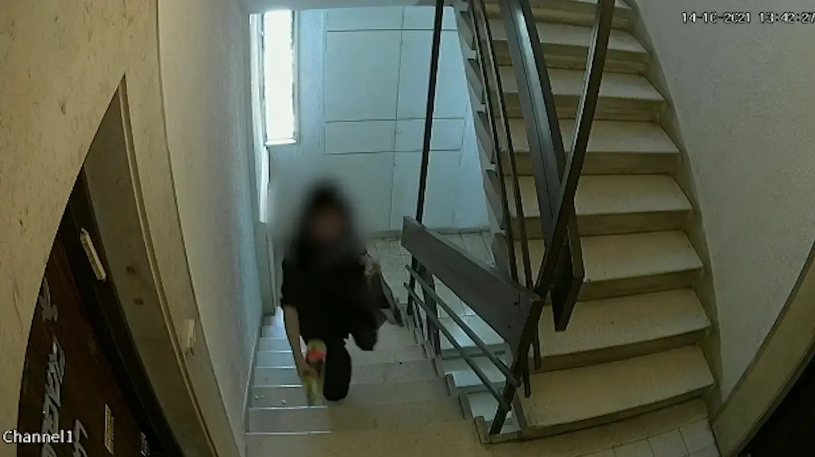 תיעוד ההטרדות שחוותה משכירת דירה במרכז הארץ 17.04.22 תיעוד ההטרדות שחוותה משכירת דירה במרכז הארץ 17.04.22