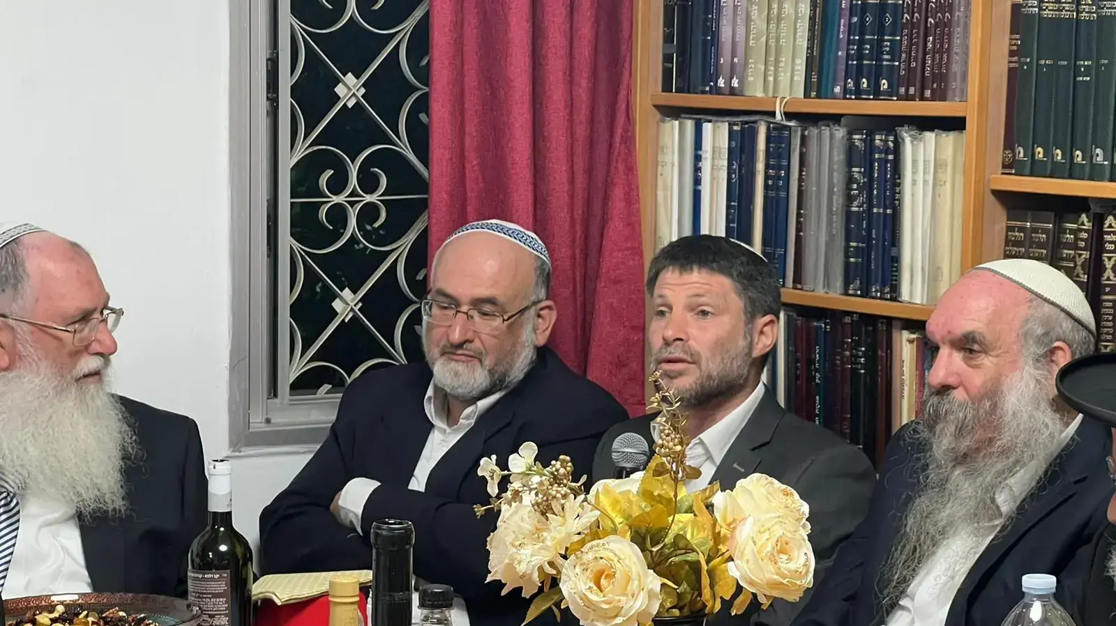 מפלגת הציונות הדתית חוגגת מימונה בביתו של הרב שמעון כהן בבאר שבע. 24 באפריל 2022 מפלגת הציונות הדתית חוגגת מימונה בביתו של הרב שמעון כהן בבאר שבע. 24 באפריל 2022