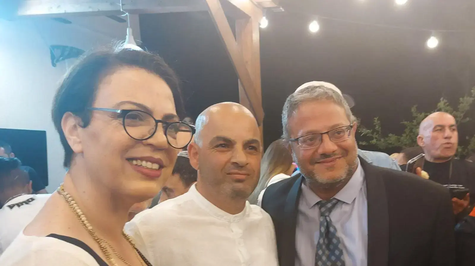 יו"ר עוצמה יהודית ח"כ איתמר בן גביר חוגג מימונה. 24 באפריל 2022 יו"ר עוצמה יהודית ח"כ איתמר בן גביר חוגג מימונה. 24 באפריל 2022