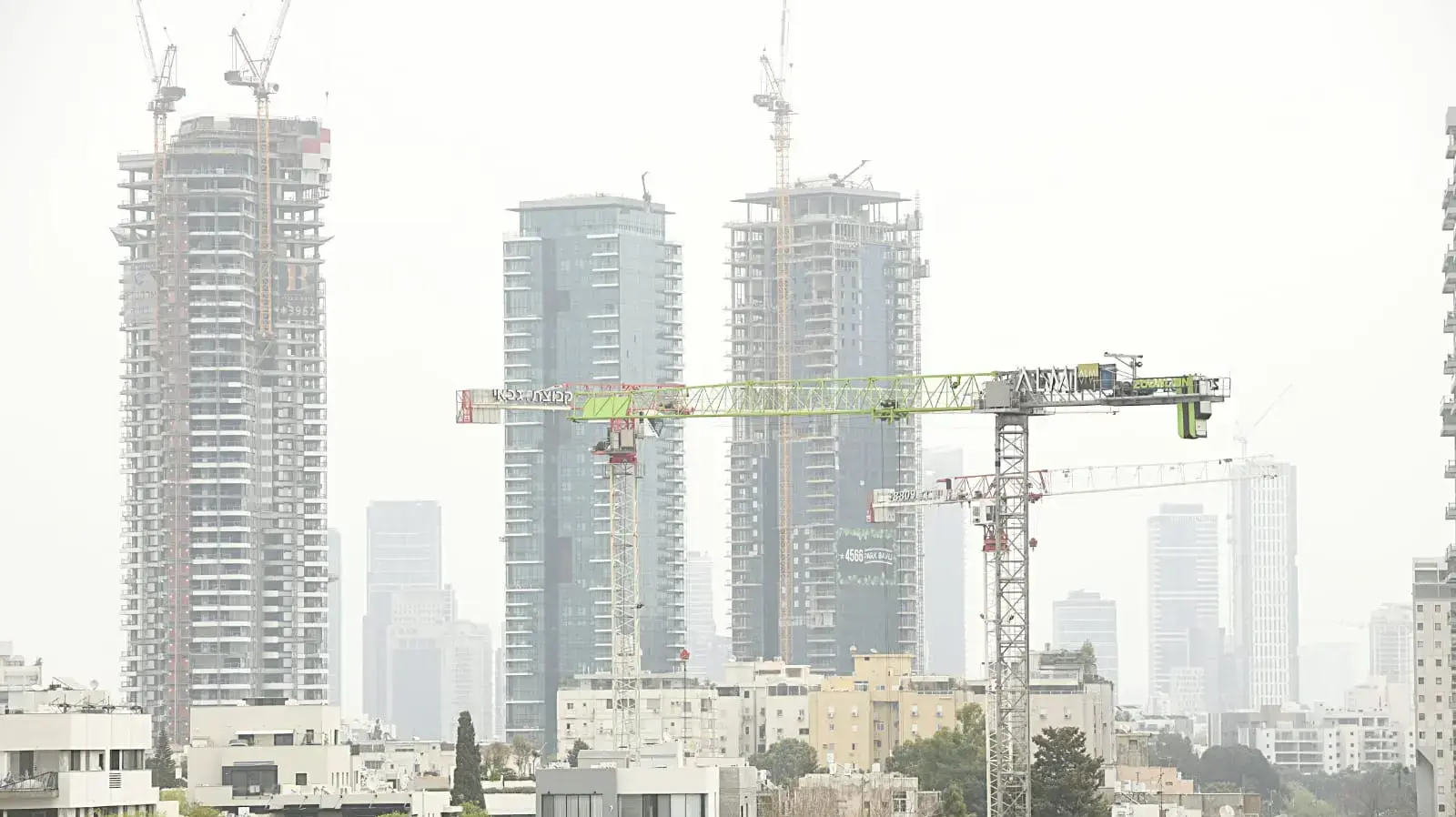 אובך בתל אביב אובך בתל אביב
