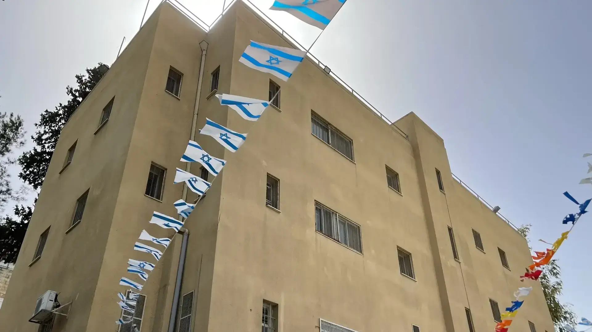 הבניין שהיה בית ילדותו של אלי מגן הבניין שהיה בית ילדותו של אלי מגן