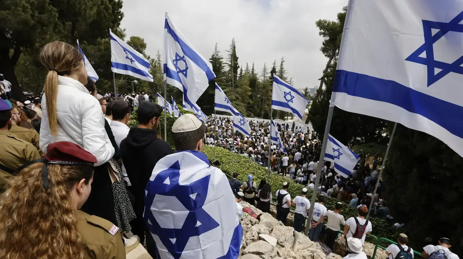 יום הזיכרון בהר הרצל 2022 04 במאי יום הזיכרון בהר הרצל 2022 04 במאי