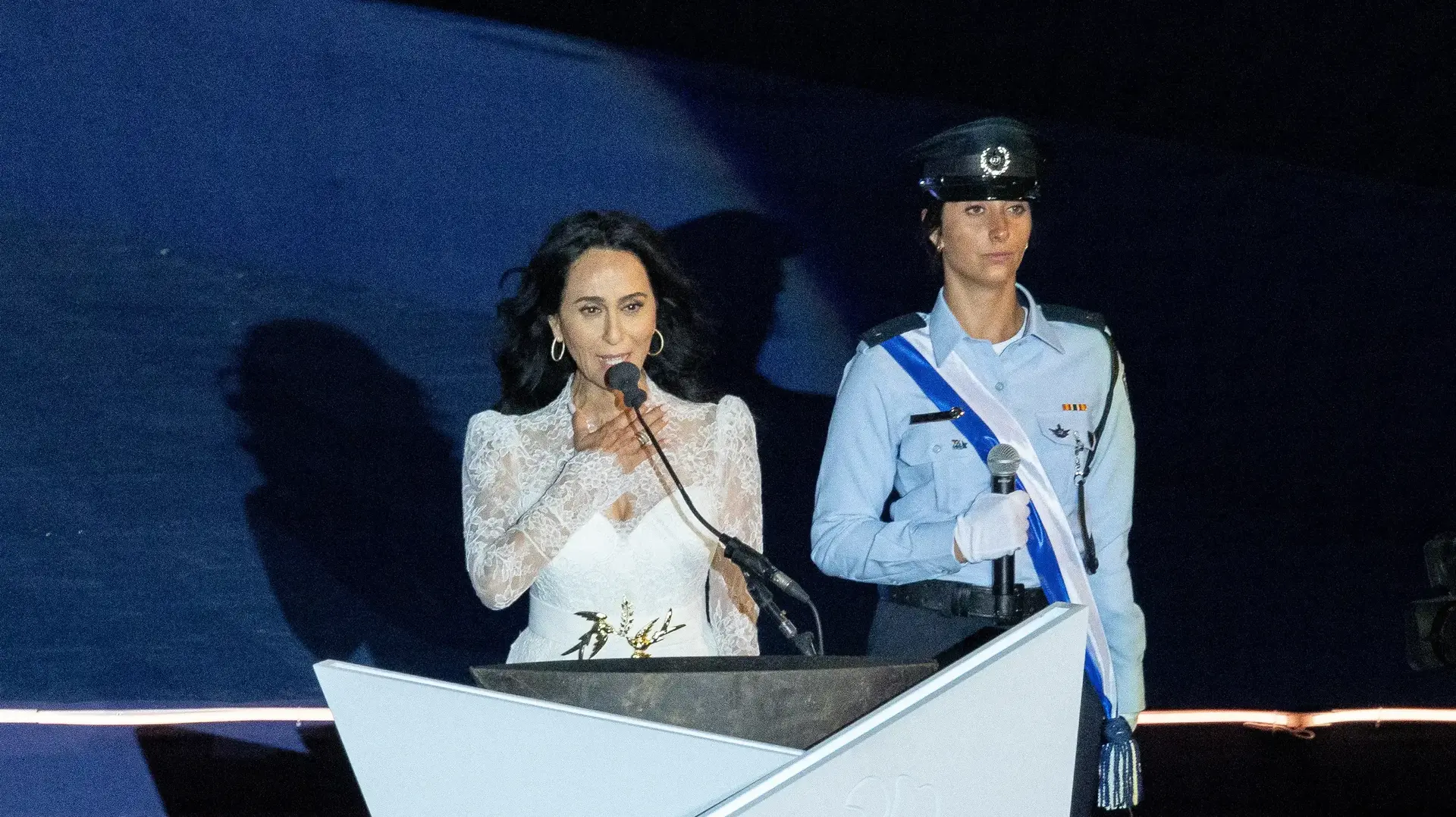 ריטה במהלך הדלקת המשואות ריטה במהלך הדלקת המשואות