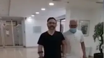 לאחר שנפצע באורח קשה בחתונה במודיעין, החתן תועד ביום שישי כשהוא צועד על רגליו ומחויך לאחר שנפצע באורח קשה בחתונה במודיעין, החתן תועד ביום שישי כשהוא צועד על רגליו ומחויך