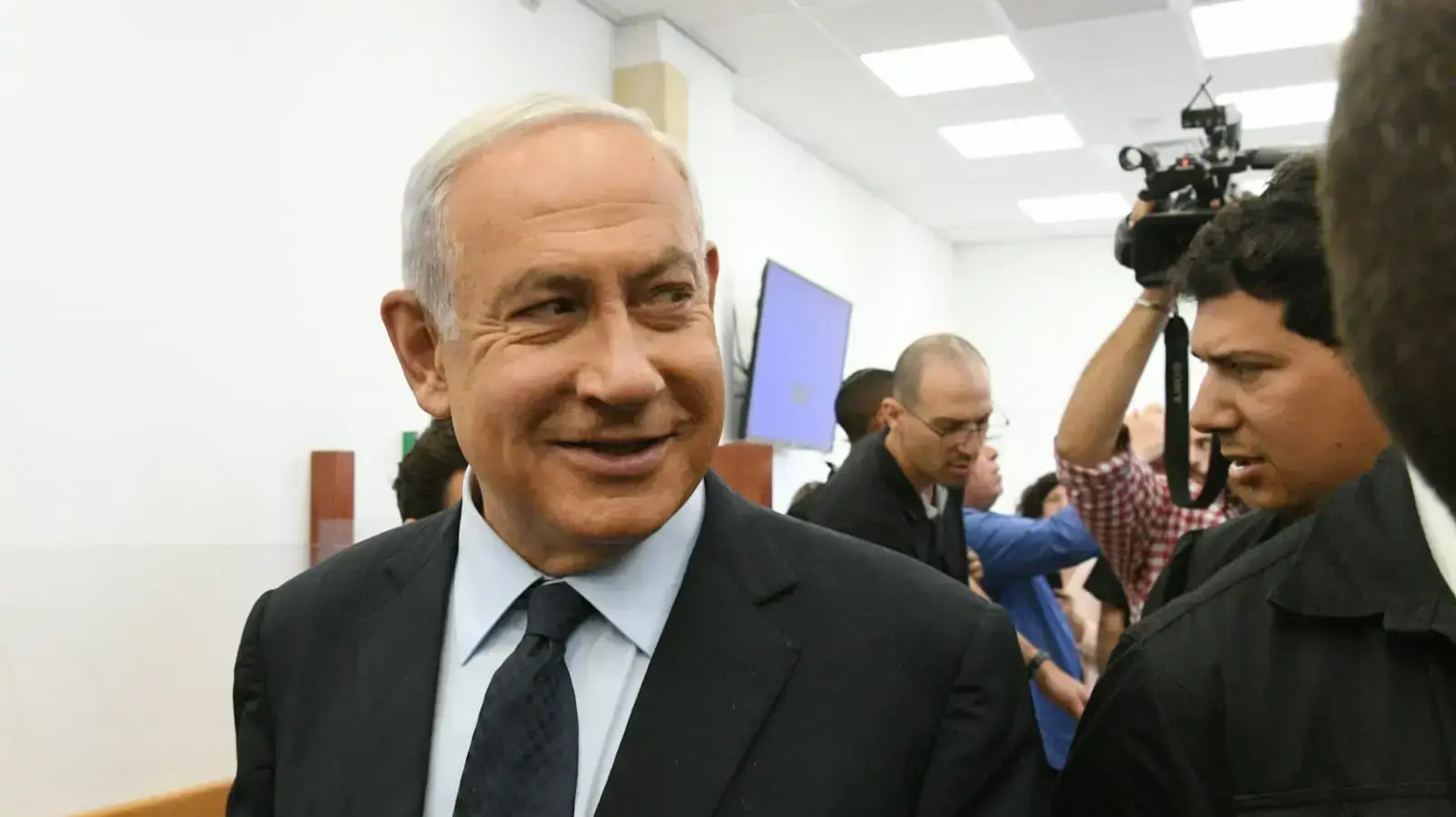 דיון תיקי האלפים | חקירתו הנגדית של עד המדינה שלמה פילבר. המחוזי, ירושלים 10 במאי 2022 דיון תיקי האלפים | חקירתו הנגדית של עד המדינה שלמה פילבר. המחוזי, ירושלים 10 במאי 2022