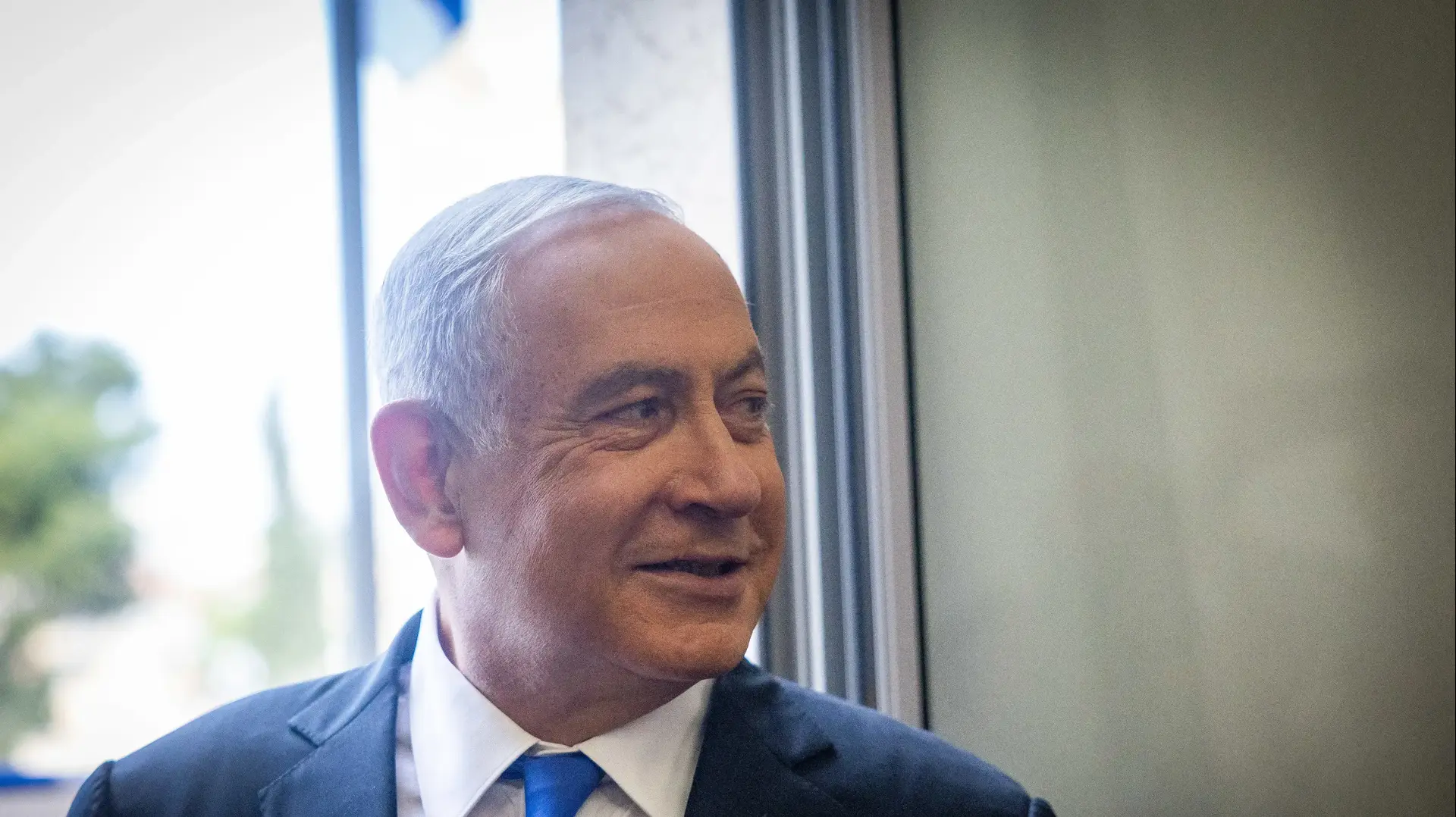 בנימין נתניהו בדיון תיקי האלפים, בימ"ש מחוזי ירושלים, 11 במאי 2022 בנימין נתניהו בדיון תיקי האלפים, בימ"ש מחוזי ירושלים, 11 במאי 2022
