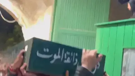 הלוויתו של הפלסטיני שנפצע במהומות בהר הבית 16 במאי 2022 הלוויתו של הפלסטיני שנפצע במהומות בהר הבית 16 במאי 2022