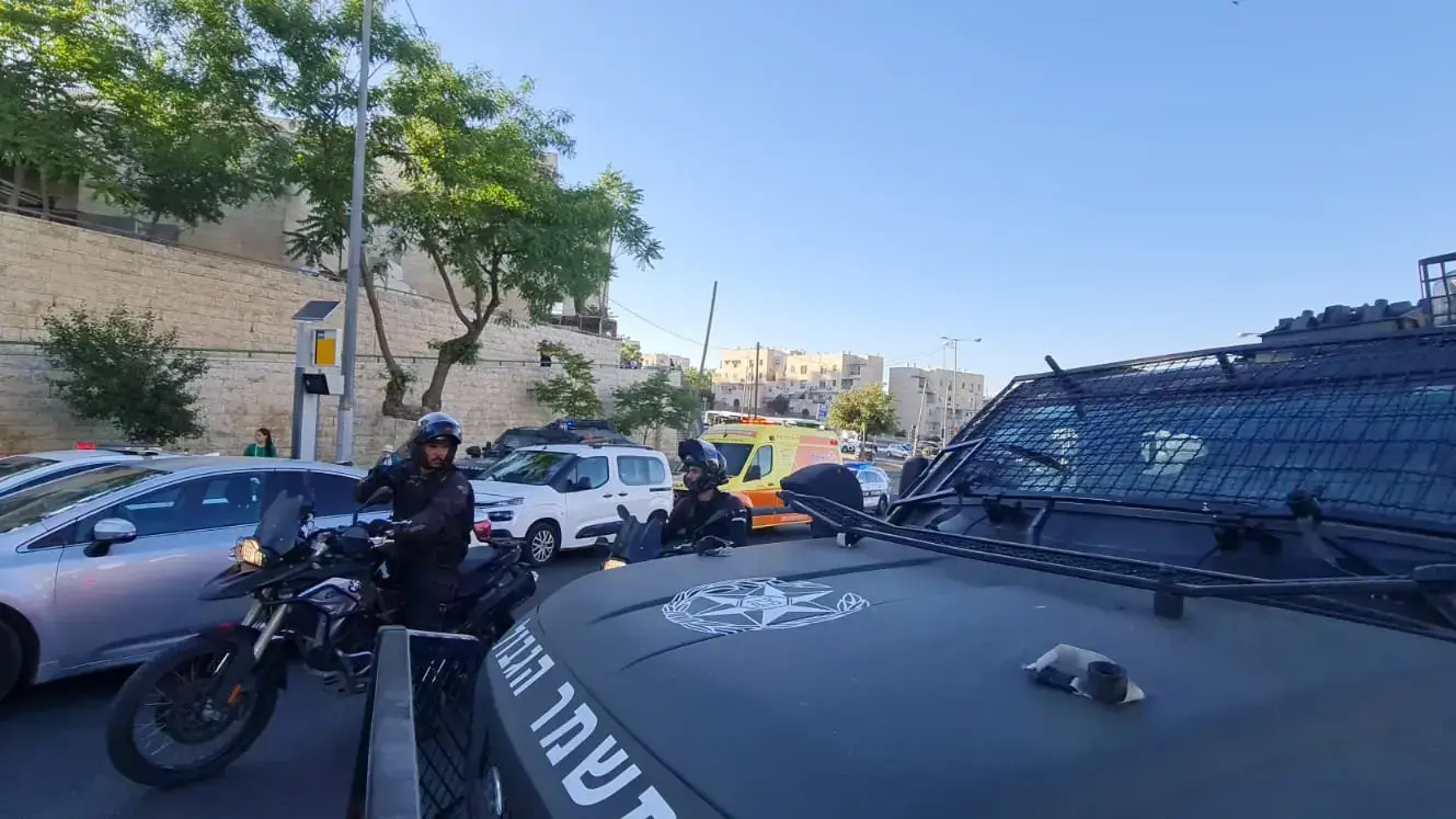 חשוד בביצוע שוד דוכן לוטו בשכונת גילה נורה ברגלו על ידי שוטרים, 17 במאי 2022