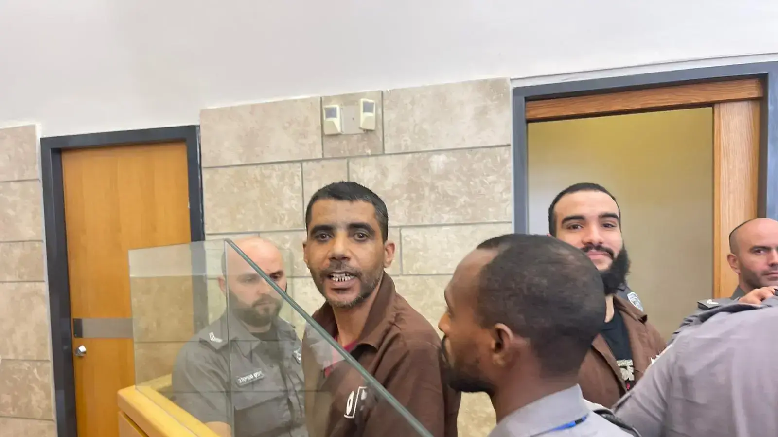 גזר דין לאסירים שנמלטו מכלא גלבוע בית משפט בנצרת, 22 במאי 2022 גזר דין לאסירים שנמלטו מכלא גלבוע בית משפט בנצרת, 22 במאי 2022