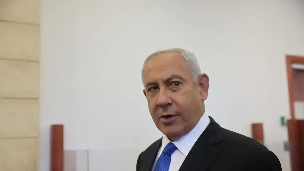 בנימין נתניהו בדיון תיקי האלפים, בימ"ש מחוזי ירושלים, 24 במאי 2022 בנימין נתניהו בדיון תיקי האלפים, בימ"ש מחוזי ירושלים, 24 במאי 2022
