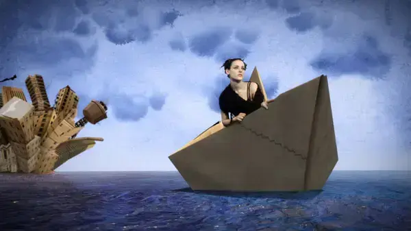 מתוך הקליפ "אטרקטיב" של להקת אטליז מתוך הקליפ "אטרקטיב" של להקת אטליז