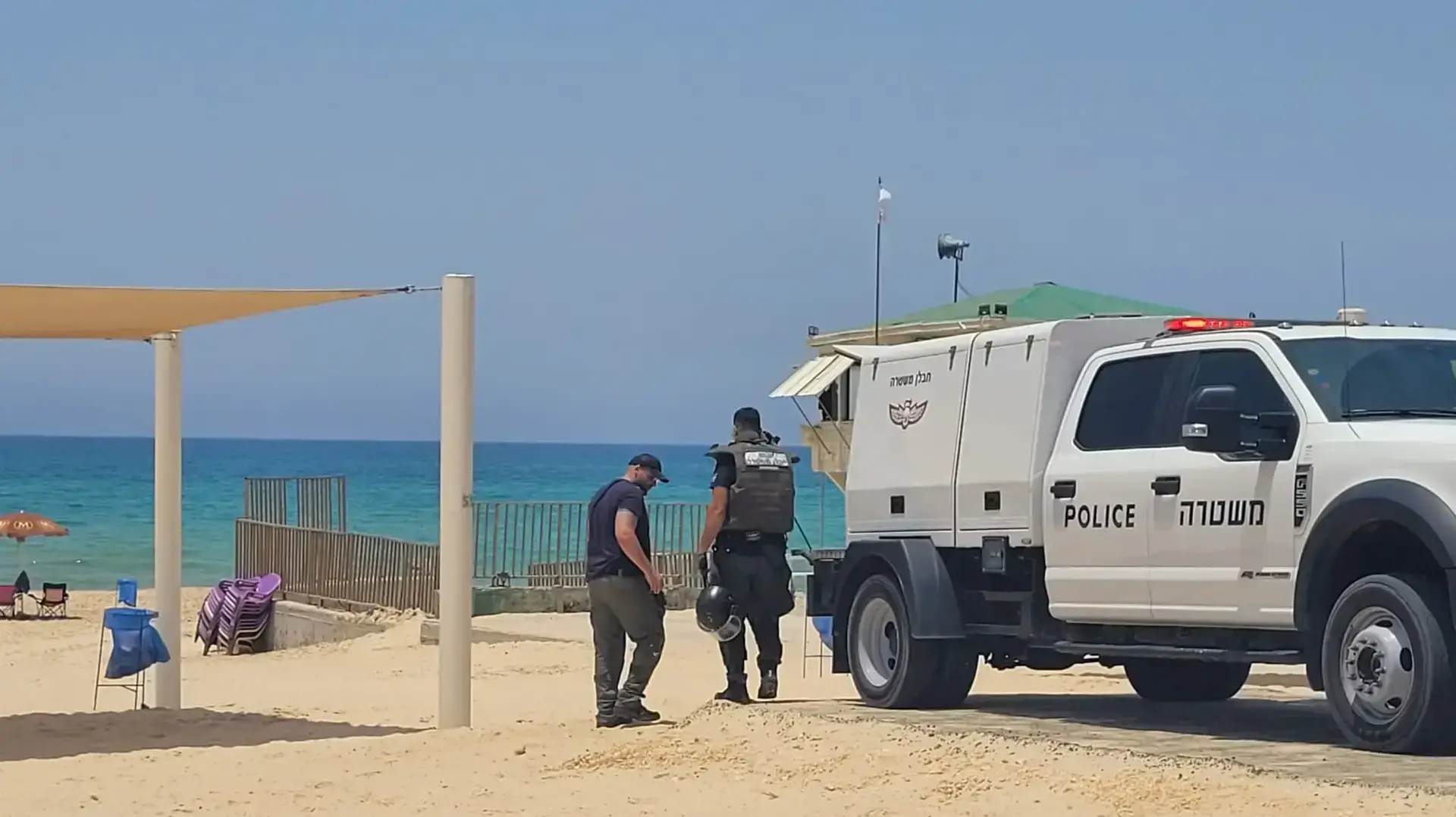 נפל מרגמה נמצא בחוף בראשון לציון, 28 במאי 2022 נפל מרגמה נמצא בחוף בראשון לציון, 28 במאי 2022
