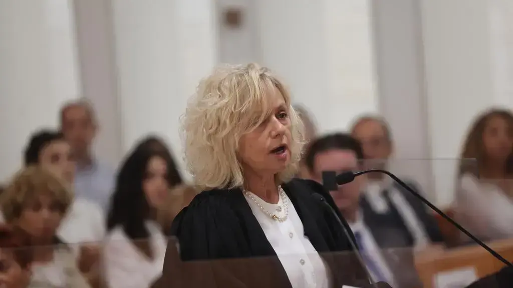 גלי בהרב מיארה בטקס הפרישה של שופט בית המשפט העליון, השופט ג'ורג' קרא, 29 במאי 2022 גלי בהרב מיארה בטקס הפרישה של שופט בית המשפט העליון, השופט ג'ורג' קרא, 29 במאי 2022