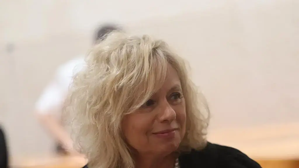 גלי בהרב מיארה בטקס הפרישה של שופט בית המשפט העליון, השופט ג'ורג' קרא, 29 במאי 2022 גלי בהרב מיארה בטקס הפרישה של שופט בית המשפט העליון, השופט ג'ורג' קרא, 29 במאי 2022